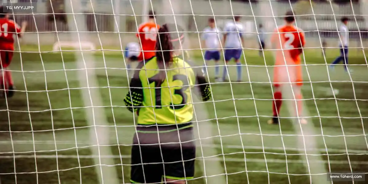 易游体育⚽激情在赛场燃烧,梦想从这里起航 —— 一起奔赴热爱的运动世界!
